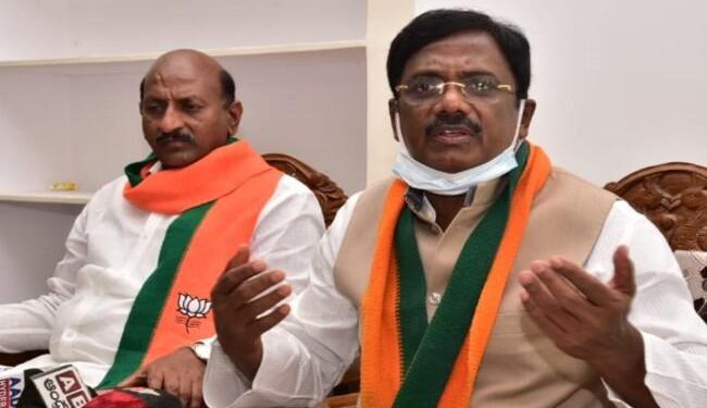 Kavitha will also go to Jail Soon, Says BJP’s Vivek