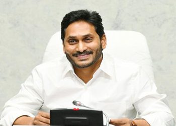 Single Mother Vanitha from Chittoor is an Inspiration for Us Says CM JAGAN