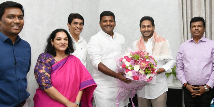CM YS Jagan Congratulated Ministers,Officials