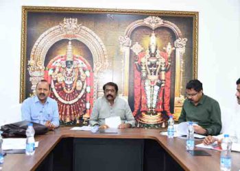 State Labor Minister Gummanuru Jayaram held a review meeting on the Labor Department