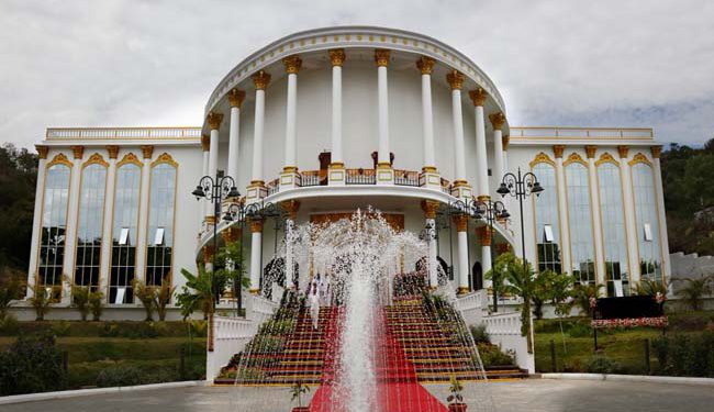 Indian Prime Minister Narendra Modi inaugurated-సాయి హీరా గ్లోబల్ కన్వెన్షన్ సెంటర్ బటన్ నొక్కి ప్రారంభించిన భారతదేశ ప్రధాన మంత్రి నరేంద్ర మోడీ