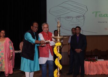 ఎస్ఆర్ఎంలో ఘనంగా టీచర్స్ డే’