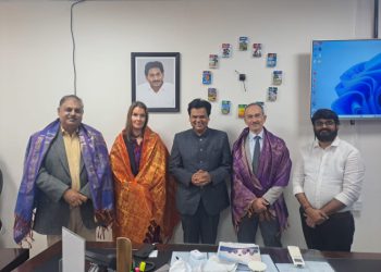 ప్రభుత్వ పాఠశాలల్లో ‘ఐబీ’ సిలబస్ ప్రవేశ పెట్టేందుకు రోడ్ మ్యాప్