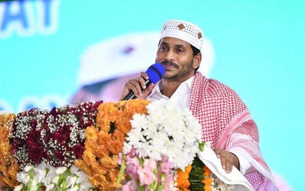 మైనార్టీలను గుండెల్లో పెట్టుకున్న ప్రభుత్వమిది