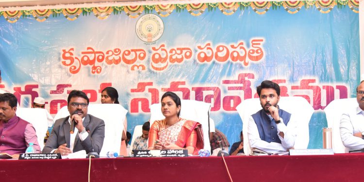 Zilla Parishad Chairperson Uppala Harika-approving the surplus budget of Rs.226.32 crores for the coming year 2024-25 వచ్చే 2024 25 సంవత్సరానికి రూ.226.32 కోట్ల రూపాయల మిగులు బడ్జెట్ను ఆమోదిస్తూ తీర్మానం చేశామని జిల్లా పరిషత్ చైర్పర్సన్ ఉప్పాల హారిక పేర్కొన్నారు