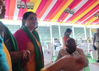 Amaravati farmers in Swearing-in-Ceremony function on CM designate CHANDRABABU