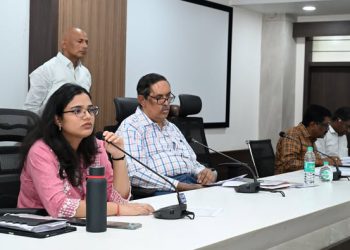 Joint Collector Smt. Aditi Singh said that lower-level officials should improve their performance …