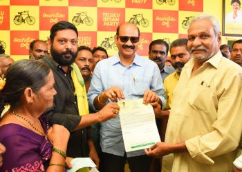 RS :24.49.511 given to deserving people from cmrf by minister K Parthasaradhi