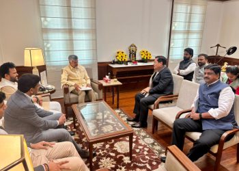 CM Chandrababu Naidu discusses with Sonowal central assistance for Dugarajapatnam shipbuilding cluster and fishing harbors