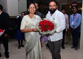 Union Minister of Labour and Employment Shobha Karandlaje who arrived in Vijayawada to participate in the 3rd regional conference