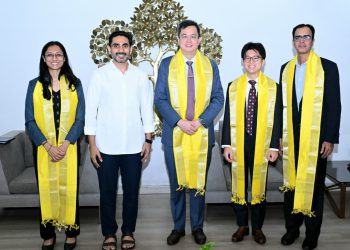Minister Lokesh meets Singapore Consul General Edgar Pang Tze Chiang