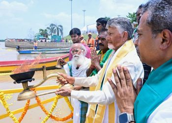 దేశ పురోగతి మార్గం..నదుల అనుసంధానం : సీఎం చంద్రబాబు – Vidhaatha