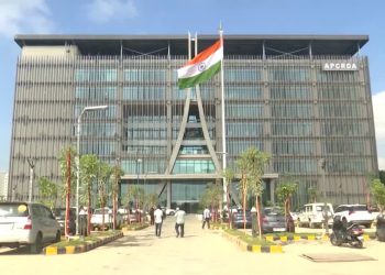 రాజధానికి మెట్రోపాలిటన్‌ హంగులు – అమరావతిలో ల్యాండ్ మార్క్ ప్రాజెక్టులకు సీఆర్డీఏ టెండర్లు – ETV Bharat