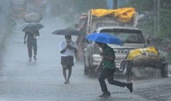 బంగాళాఖాతంలో బలపడిన వాయుగుండం.. తెలుగు రాష్టాల్లో భారీ వర్షాలు – prajasakti.com