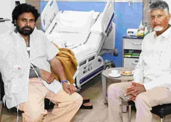 ముంబైలో పవన్‌ కల్యాణ్‌ను పరామర్శించిన సీఎం చంద్రబాబు – Andhrajyothy