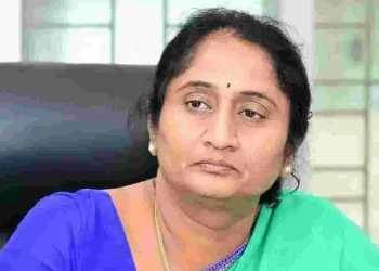 బీసీ విద్యార్థుల విద్యకు కూటమి ప్రభుత్వం ప్రాధాన్యమిస్తోంది: మంత్రి సవిత – Andhrajyothy